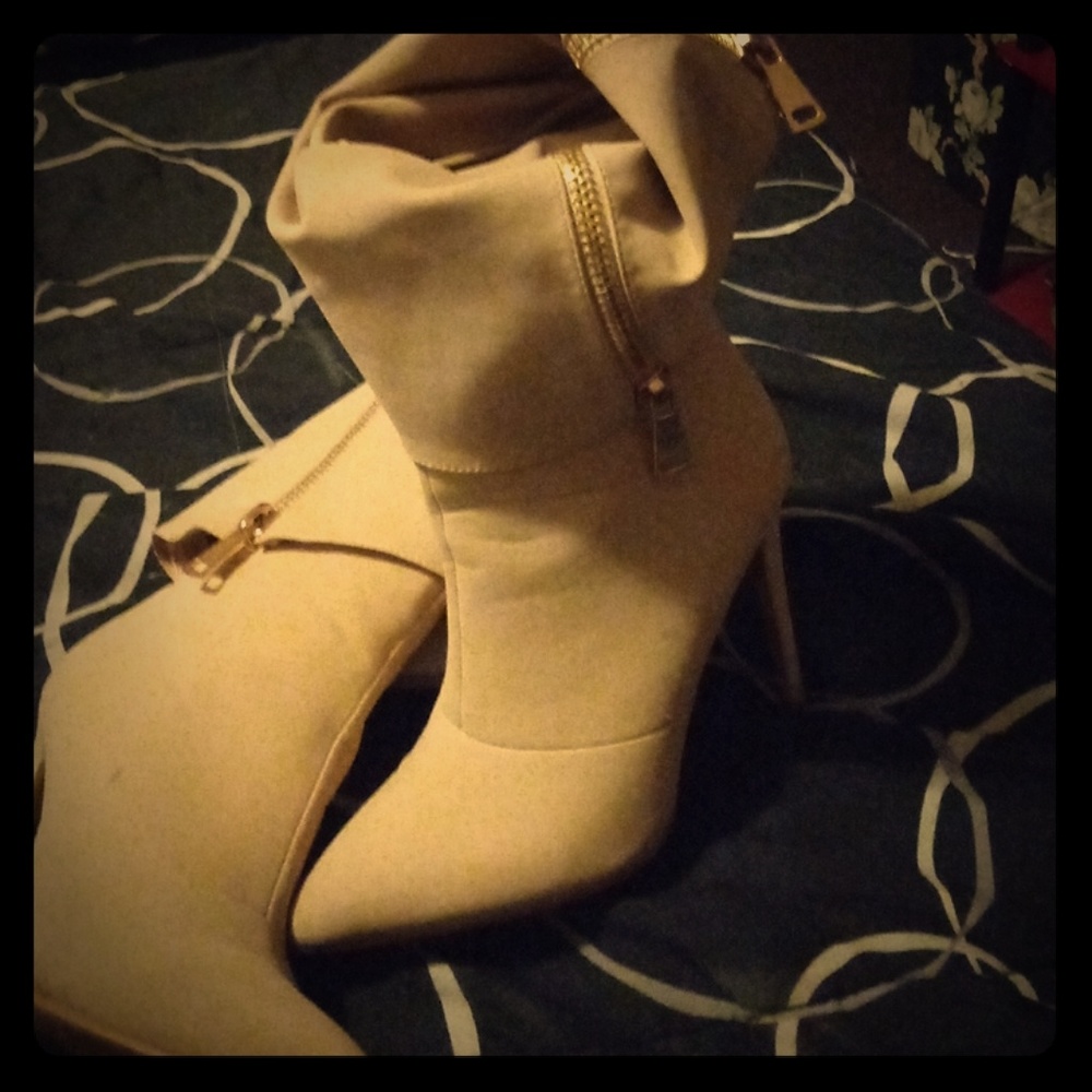 👠 Heels